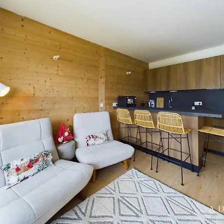 Appartement Montagne Refait A Neuf, Terrasse Sud, Proche Remontees Et Commerces
